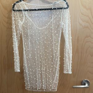 LONG SLEEVED MINI DRESS PEARL EMBELLISHMENT by Ezili size S